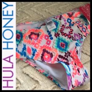NWT HULA HONEY Bikini Bottoms